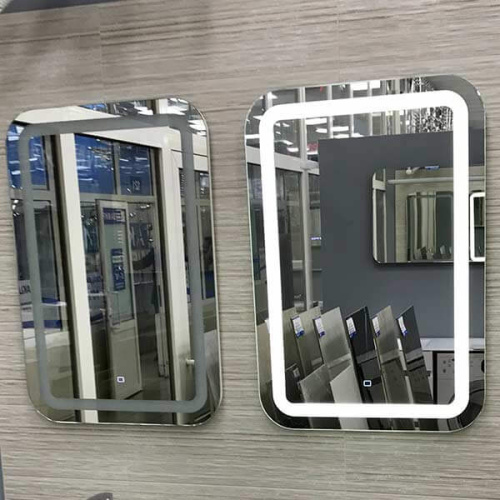 Зеркало с подсветкой AVS Отарио 40x70 см, антипар Зеркало с подсветкой AVS Отарио 40x70 см, антипар