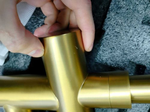 Смеситель для ванны с душем AVS Элегант напольный, брашированное золото 811-412-BG УЦЕНКА 35%
